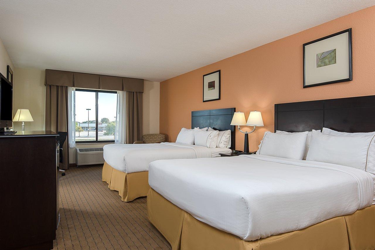 Holiday Inn Express Hotel & Suites East Lansing By Ihg Extérieur photo