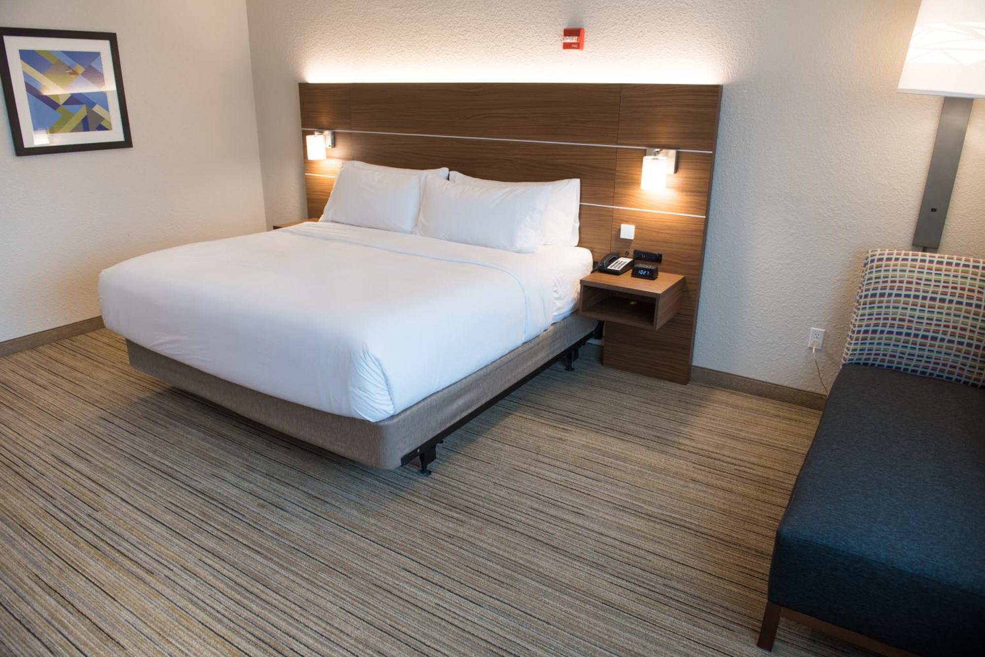 Holiday Inn Express Hotel & Suites East Lansing By Ihg Extérieur photo